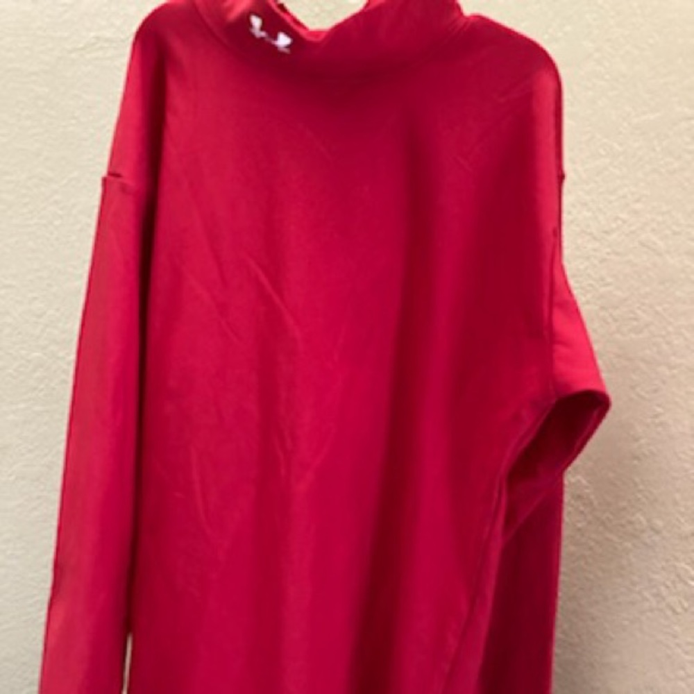 Under armour red long-sleeve top - SZ L- great condition - 1 small arm mark